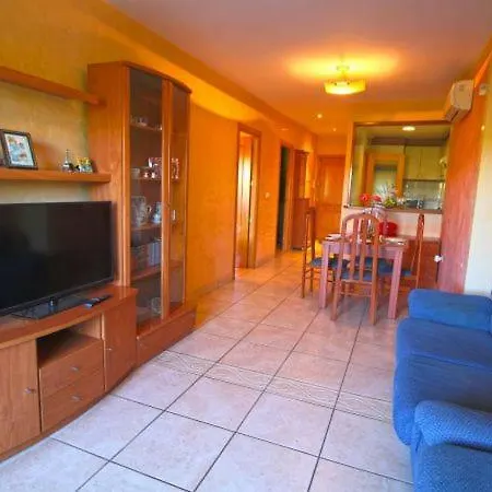 Sleeps 5 Pool Air Con Wifi *