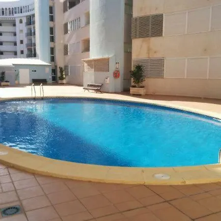 Sleeps 5 Pool Air Con Wifi Appartement